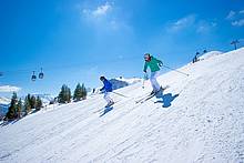 Skifahren Paar